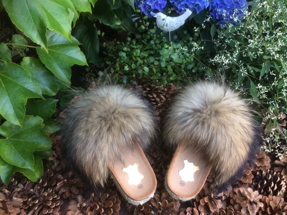 Klapki z futrem