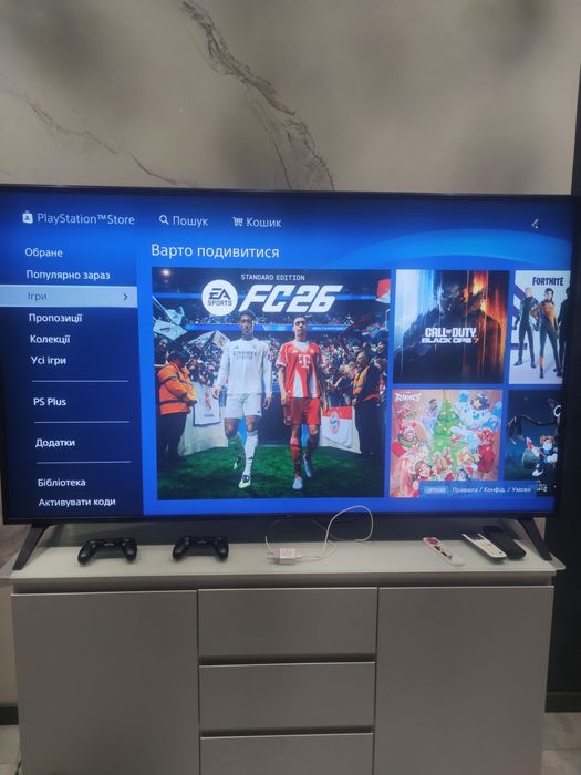 PS 4 PRO 1TB ігрова приставка