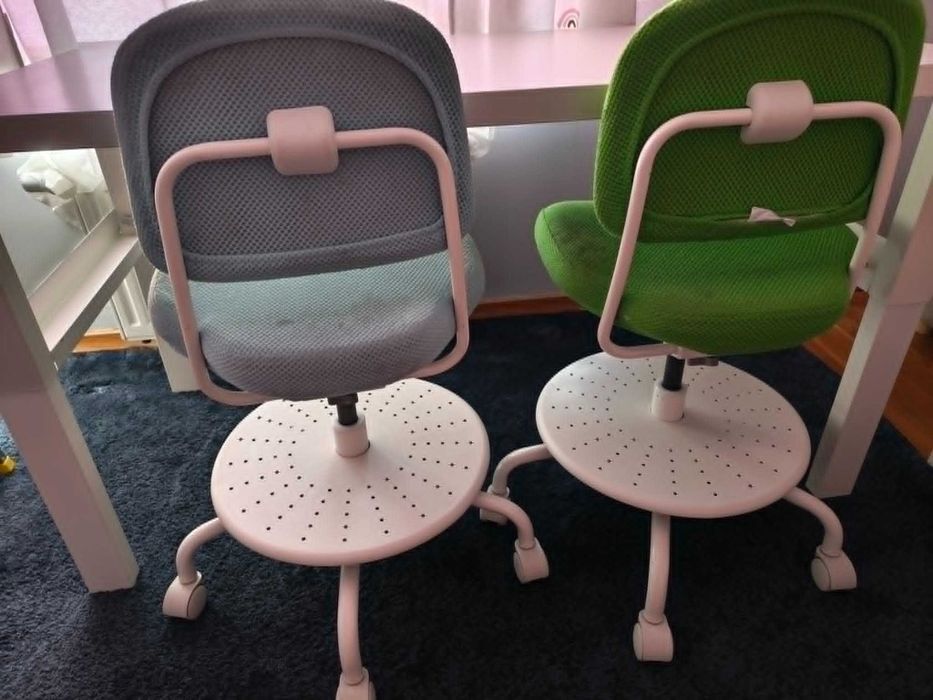 Biurko dziecięce Pahl Ikea 96x58 z regulacją wysokości 59/66/27cm plus 2 krzesła gratis