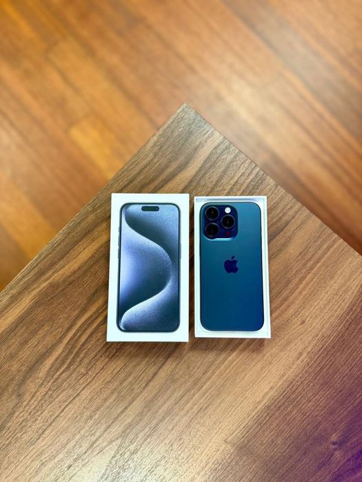 IPhone 15 pro Blue Titanium