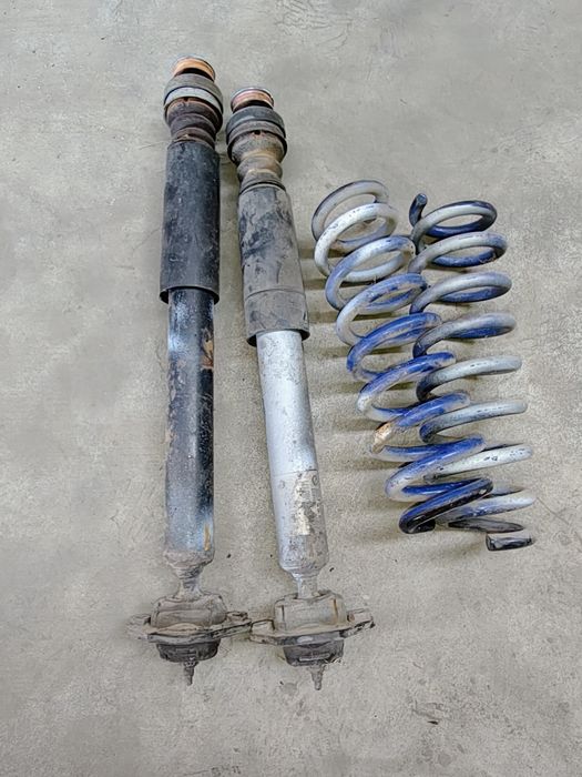 BMW E87 amortyzator amortyzatory sprężyny tyl tylne KOMPLET i inne