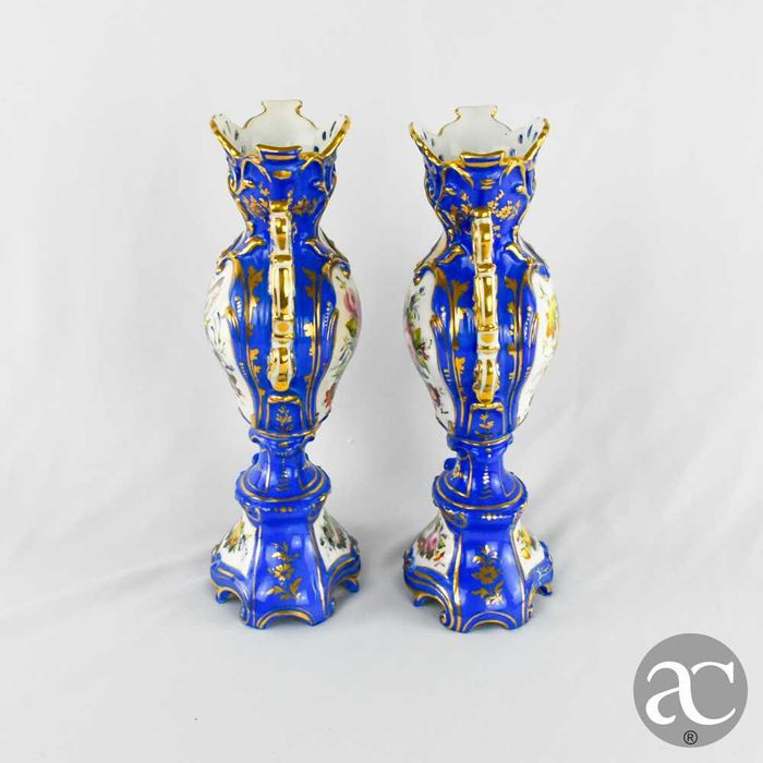Par de Jarras em porcelana Vieux Paris, séc. XIX