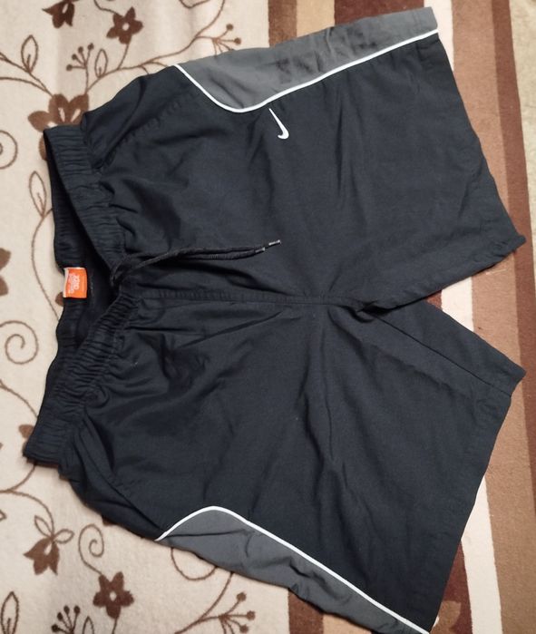 Spodenki krótkie męskie Nike rozmiar L stan bardzo dobry