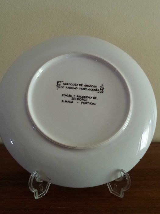 Prato decorativo Porcelana com Brazão