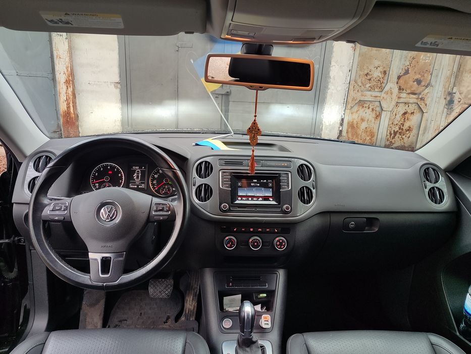 VOLKSWAGEN TIGUAN 2015 VIN WVGAV7AXXGW556152 фото оголошення 11 з 19