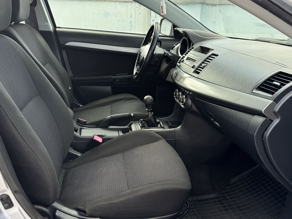 Mitsubishi Lancer 2010 rok 2.0 diesel 140KM Manual bez rdzy Alufelgi OPŁACONY