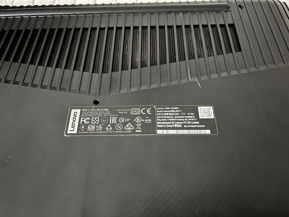 Portátil Lenovo Y520 com 1060