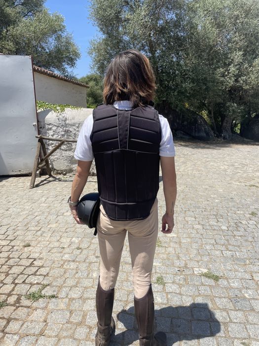 Coletes proteção da marca “Horka”