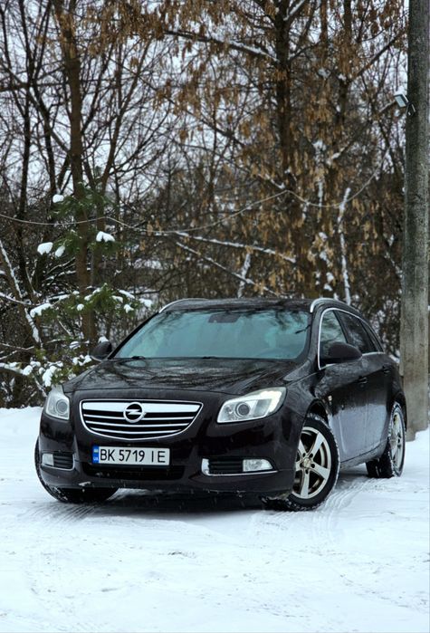 Opel Insignia 2011