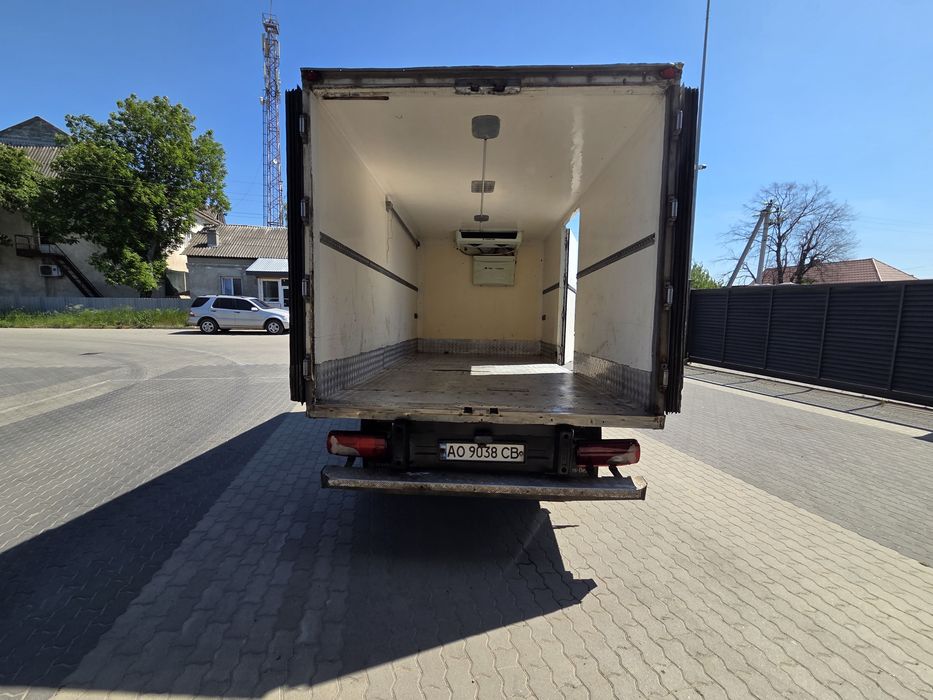 Продається надійний Mercedes-Benz Sprinter(Автомат) 2005 року