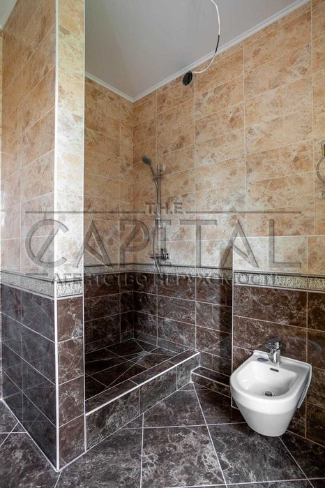 Оренда будинку 653м2, Козин, Обухівський район, 14 соток