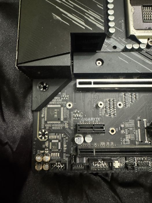 Материнська плата Gigabyte B560M Aorus Elite (s1200, Intel B560)