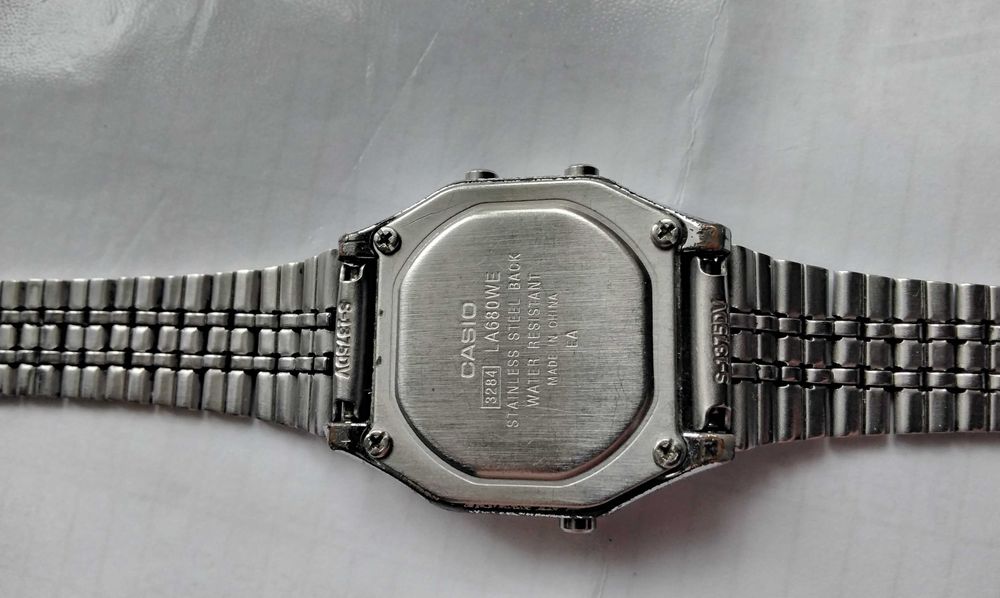 Годинник Casio Illuminator LA680WE 3284 часы