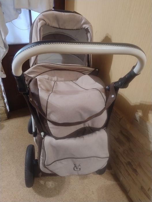 Детская коляска Victoria Gold- люлька