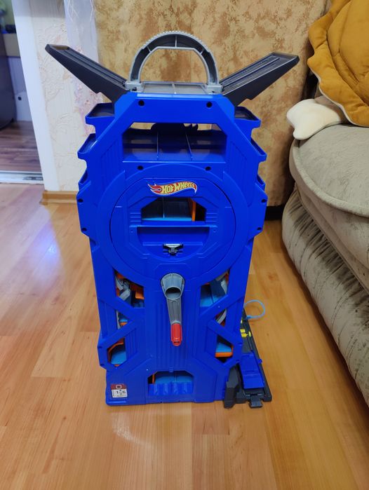 продам Hotwheels