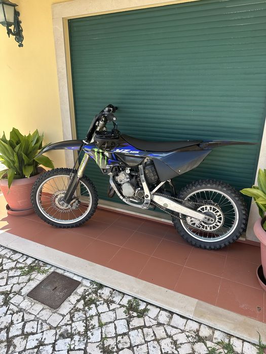 Yamaha yz 125 Carregada de Material