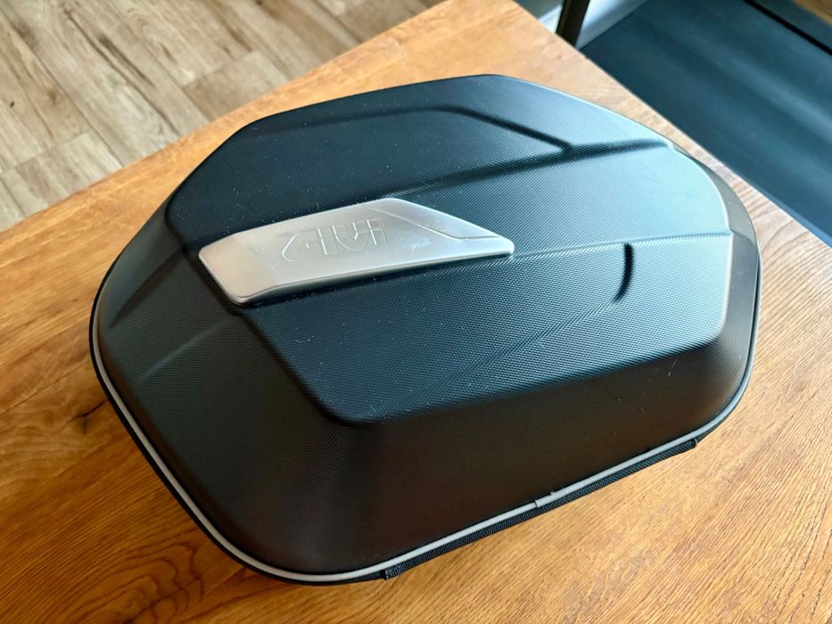 Kufry / sakwy GIVI Monokey Weightless WL900B