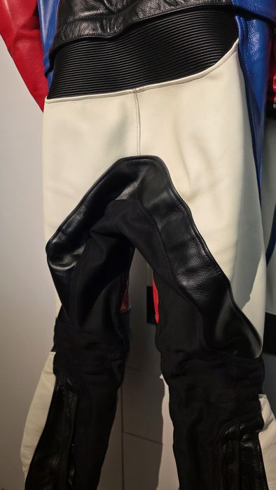 Dainese Veloster D 52 kombinezon skórzany 2 częściowy