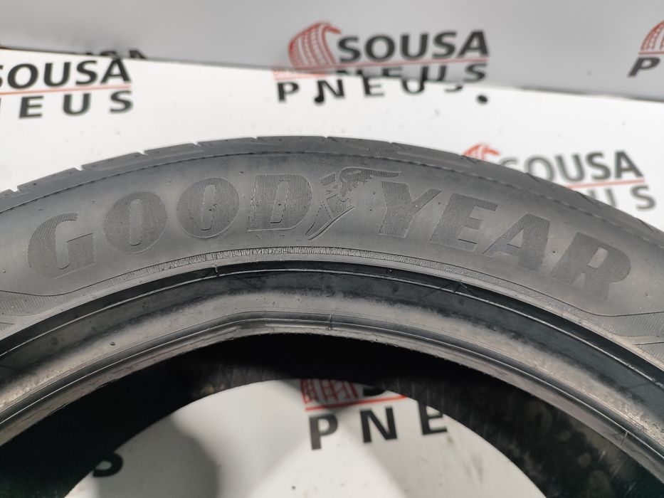 2 pneus semi novos 245-45R18 goodyear - Oferta dos Portes