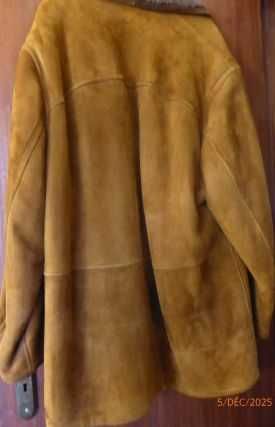 Casaco de pele para homem em bom estado. Medida nº54