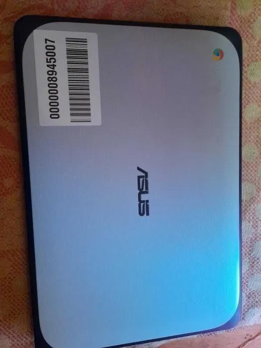 Продам ноутбук ASUS.