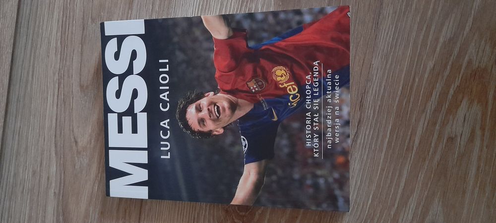 Messi  Mackiewicz  książka NOWE  prezent.