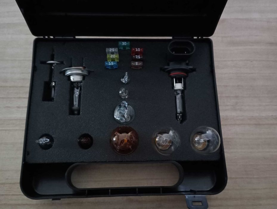 Kit de lâmpadas e fusíveis para Opel Grandland X e Combo