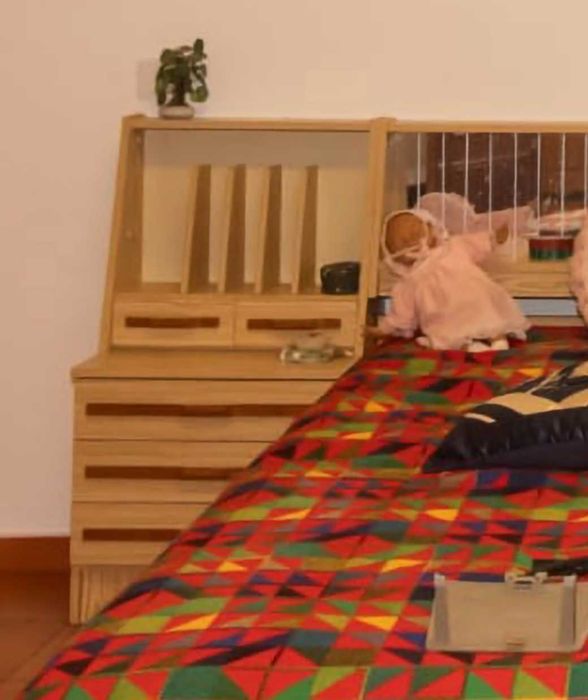 Cama com modulo mesas cabeceiras