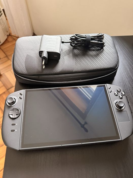 Lenovo Legion Go 2 Z2 - Como Nova! (512 GB SSD - 32 GB RAM)