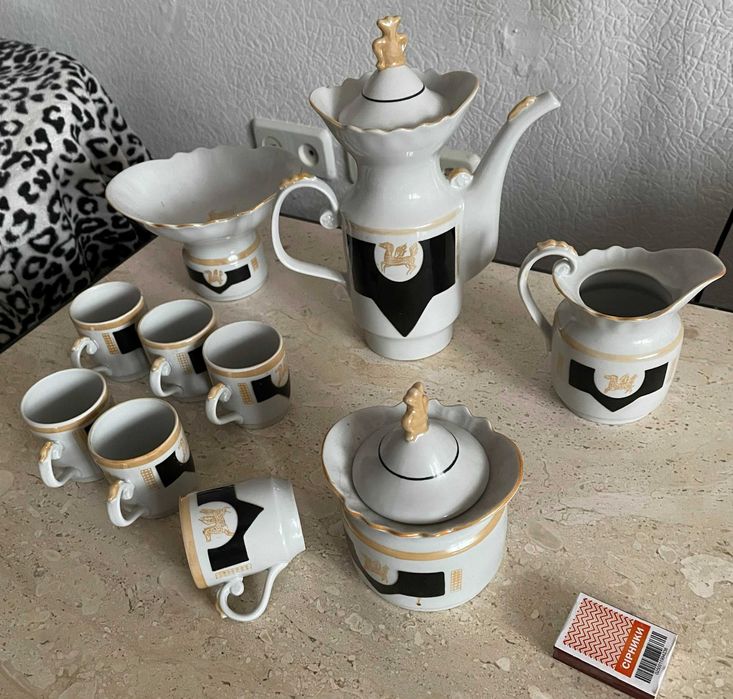 Б-У кофейный сервиз  700грн