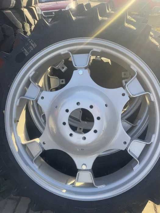 Obręcz koła W8-36 z gwiazdą Ursus C360 wąskie 8-36