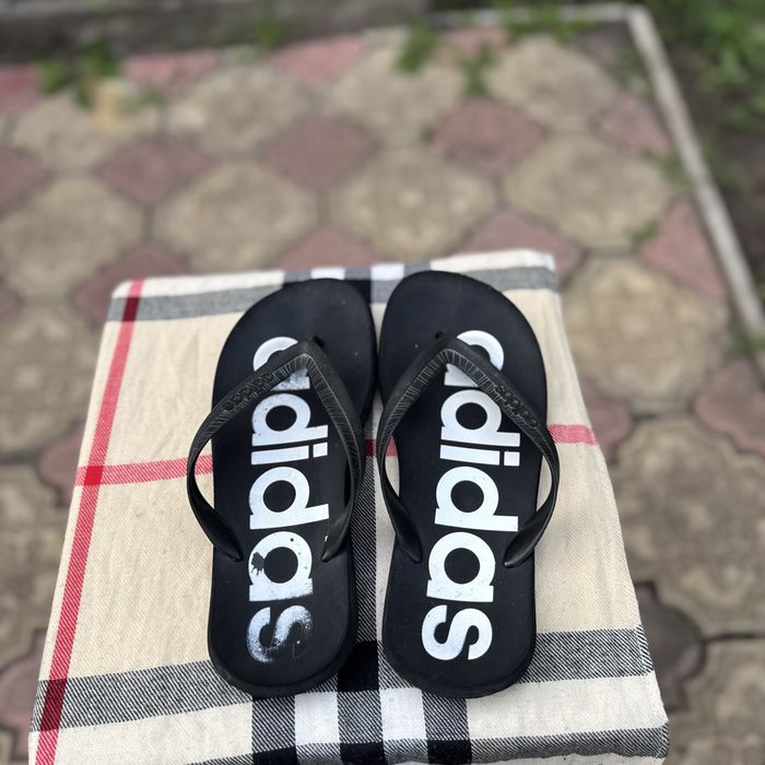 Сланцы Adidas Black/White, 40-41 размер, Оригинал, Тапочки, Шлёпки