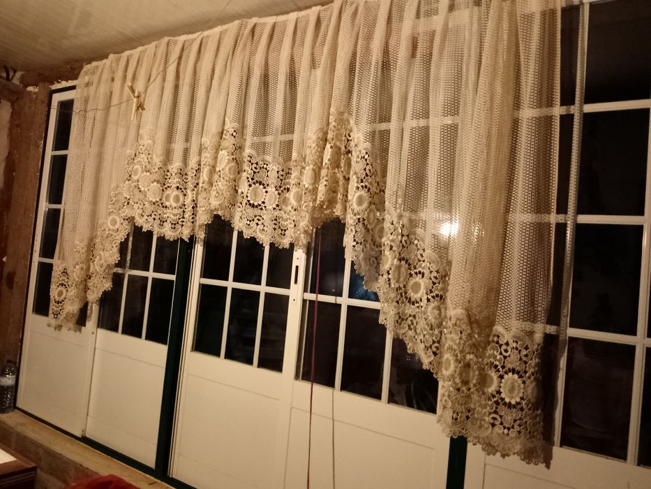 Cortinas Antigas em Renda