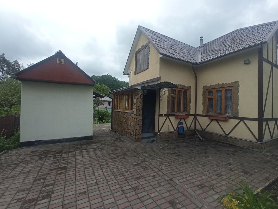 Продаю дачний будинок