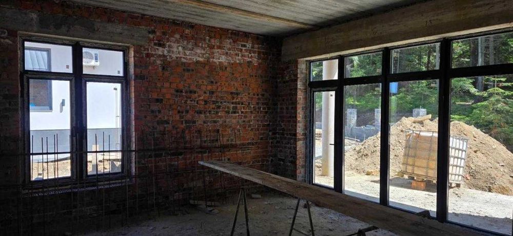 Продаж база відпочинку, готель, Карпати, м. Східниця, Львів обл.