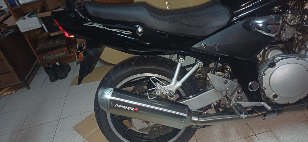 Suzuki bandit 600 de 2001  com 25kw