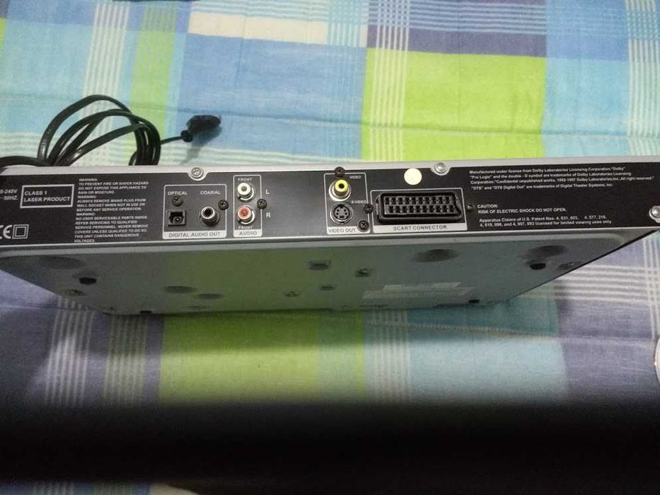 Leitor DVD/CD Techwood c/comando.