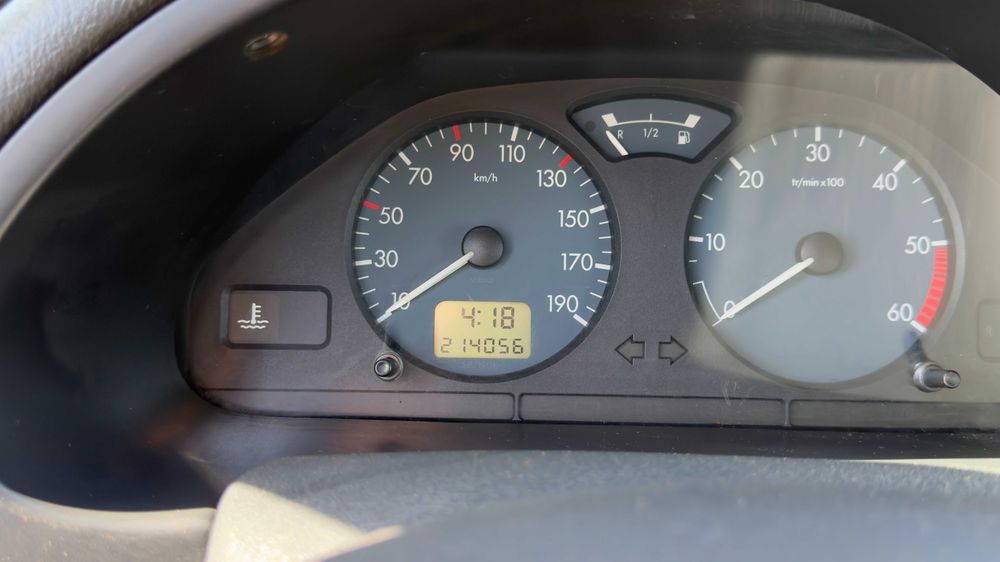 Citroen SAXO 1.1 EXCLUSIVE - em BOM ESTADO!