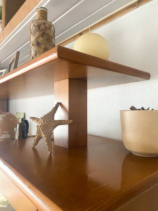 Móvel sala em madeira pinho