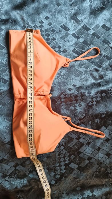 Гарний купальник H&M в новому стані