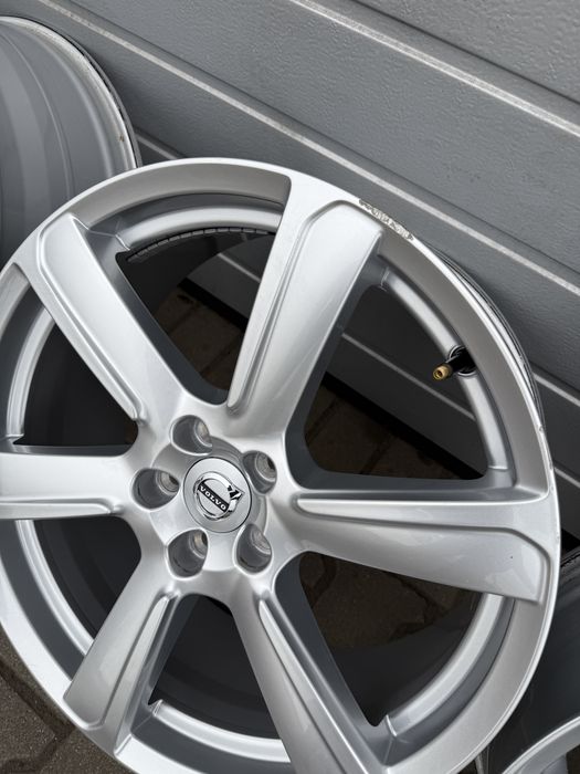 Felgi Aluminiowe 19” Volvo XC60 XC90 5x108