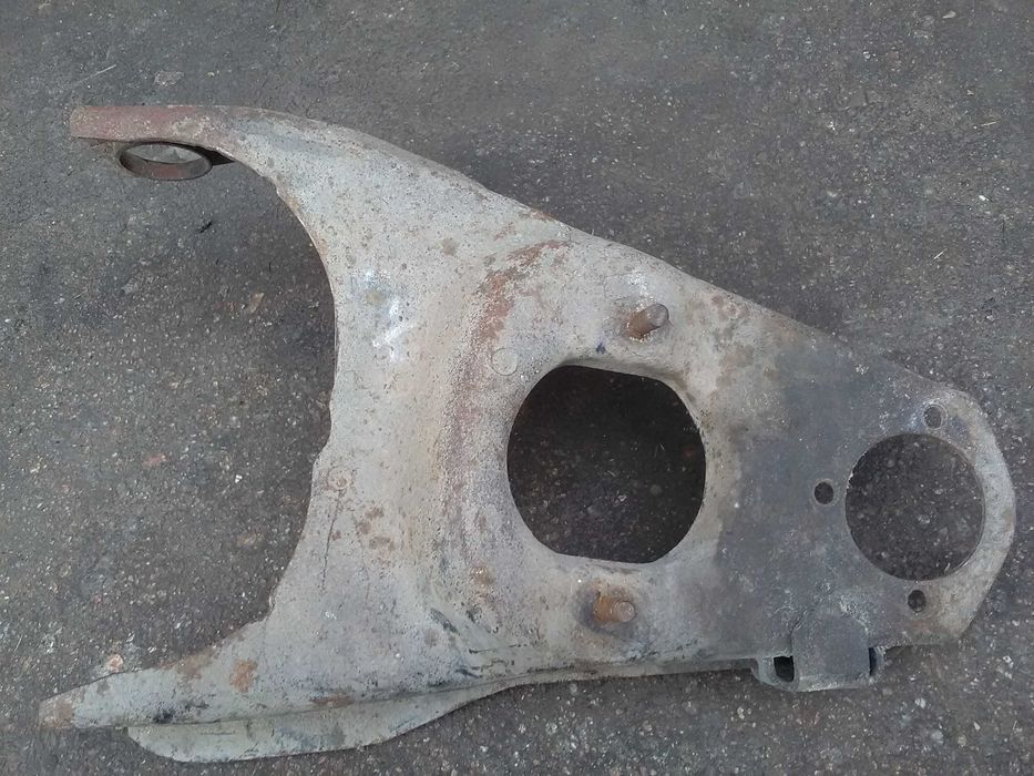 Продам ричаг передньої підвіски ВАЗ