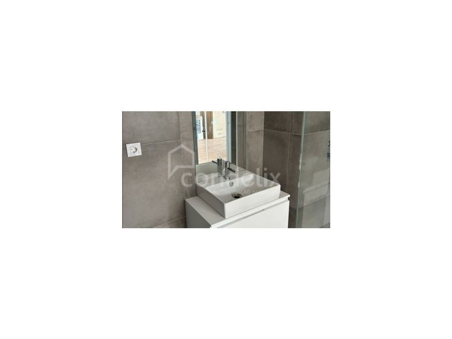Apartamento T1 ao H. São João, Pedrouços