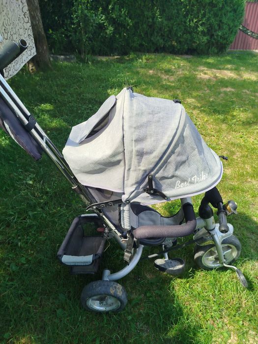 Велосипед з батьківською ручкою.