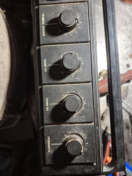 Магнитофон Весна