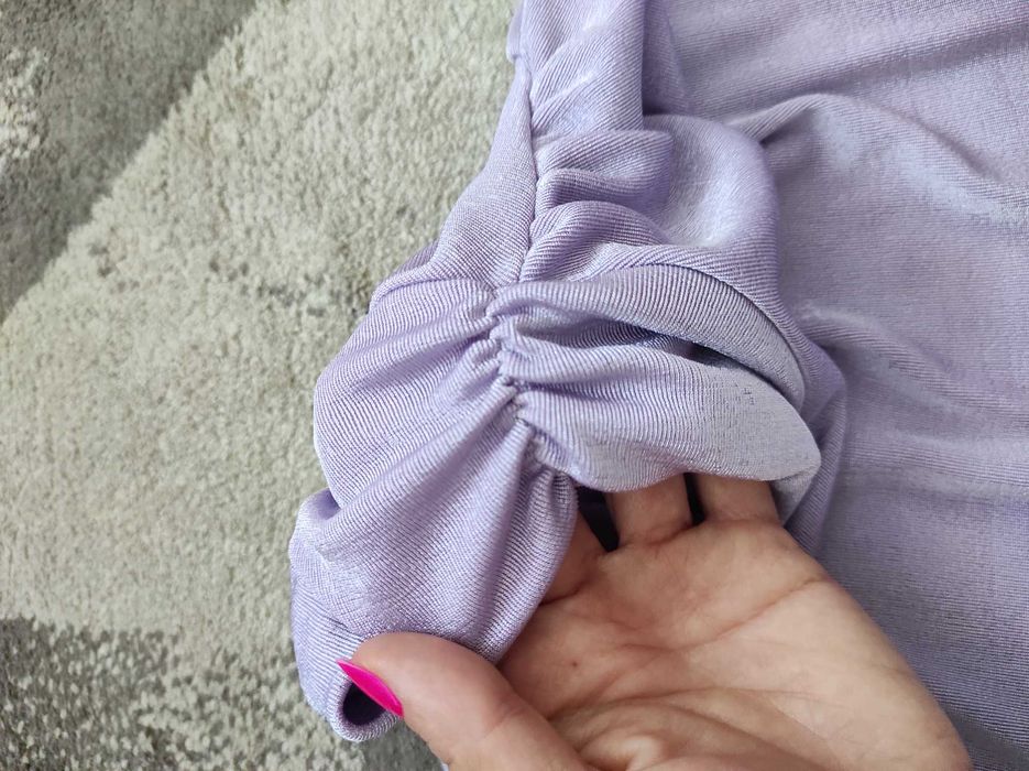 Liliowa bluzka golf body in the style