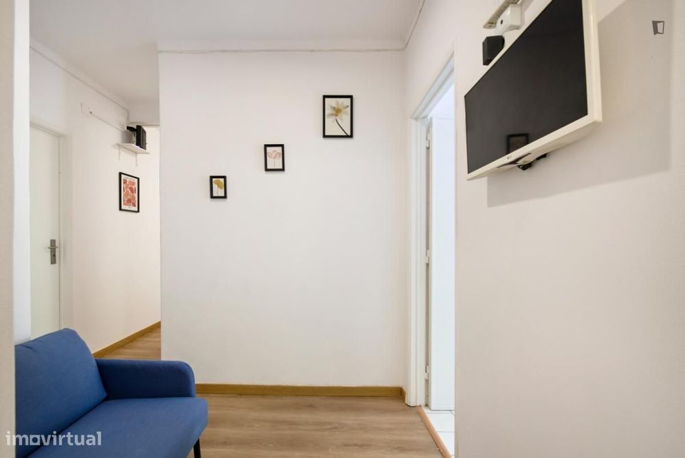 Quarto - localizado em Benfica Lisbon