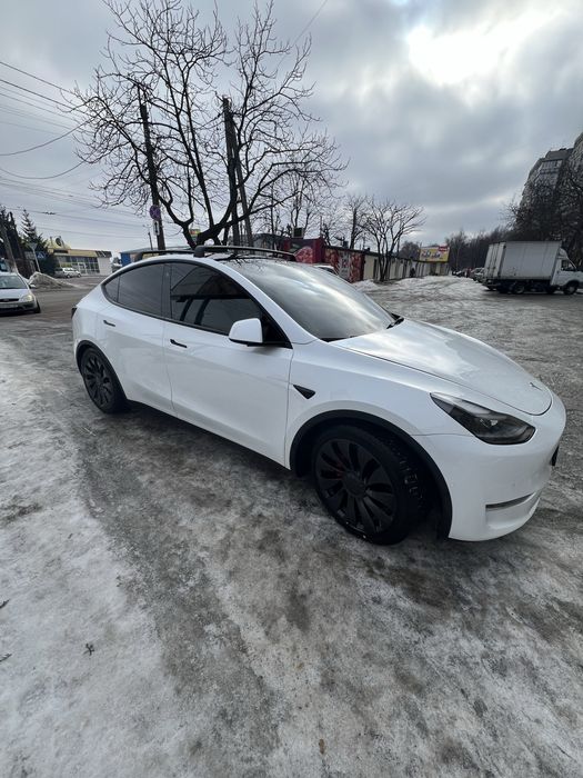 Tesla model Y Performance 2022