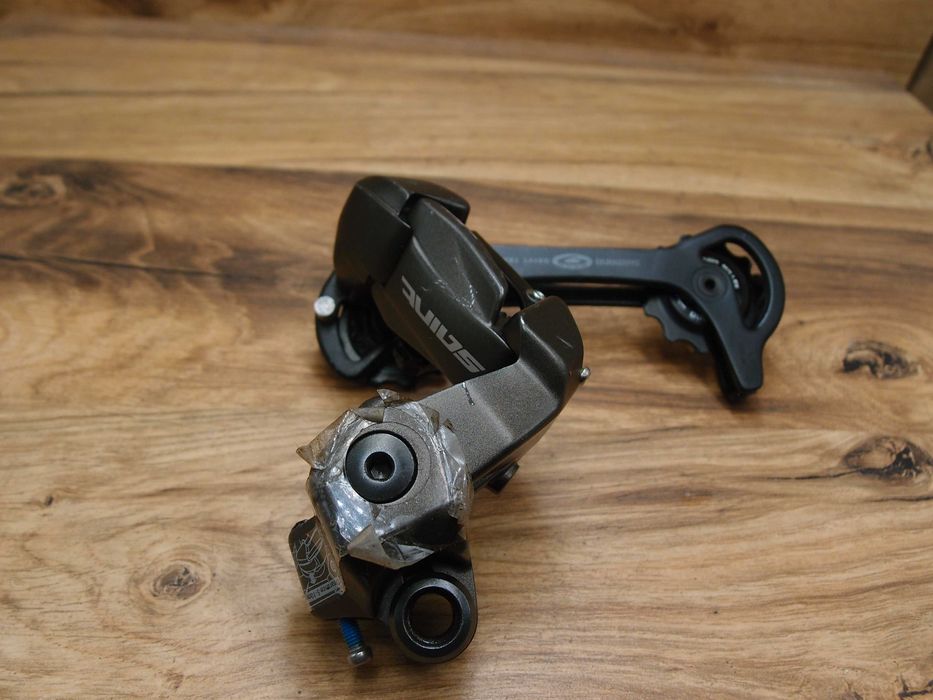 tylna przerzutka Shimano Saint RD-M800 długi wózek Mega Drive Train 9