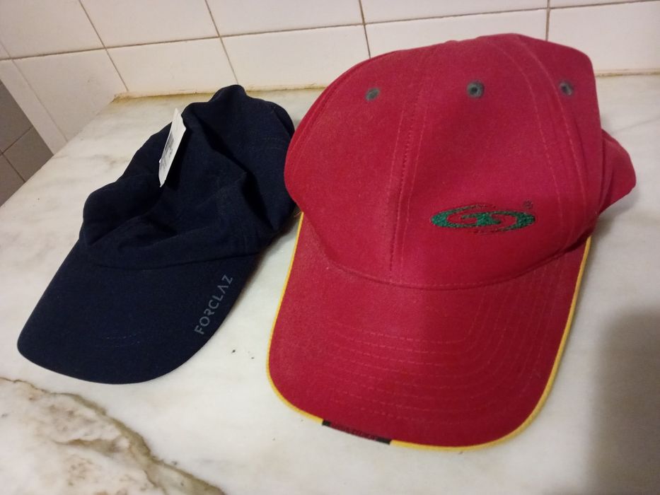 Conjunto de 2 Bonés